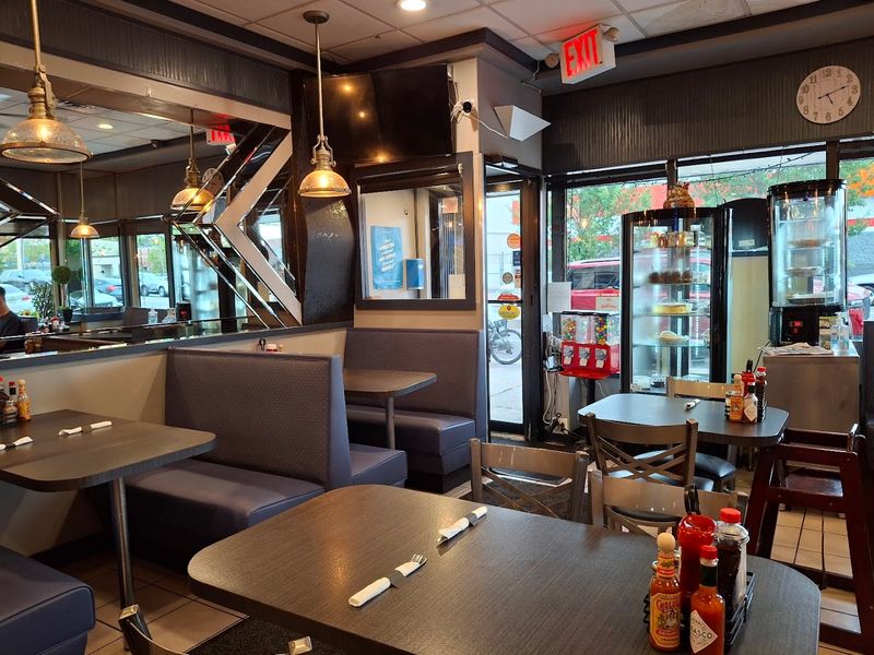 A Brooklyn Diner That Feels Like Home Before You Even Sit Down