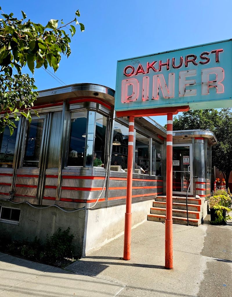 A Retro Shell With A Surprisingly Modern Soul