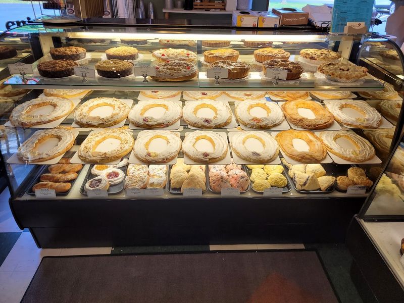 A Bakery So Good It Deserves Its Own Fan Club