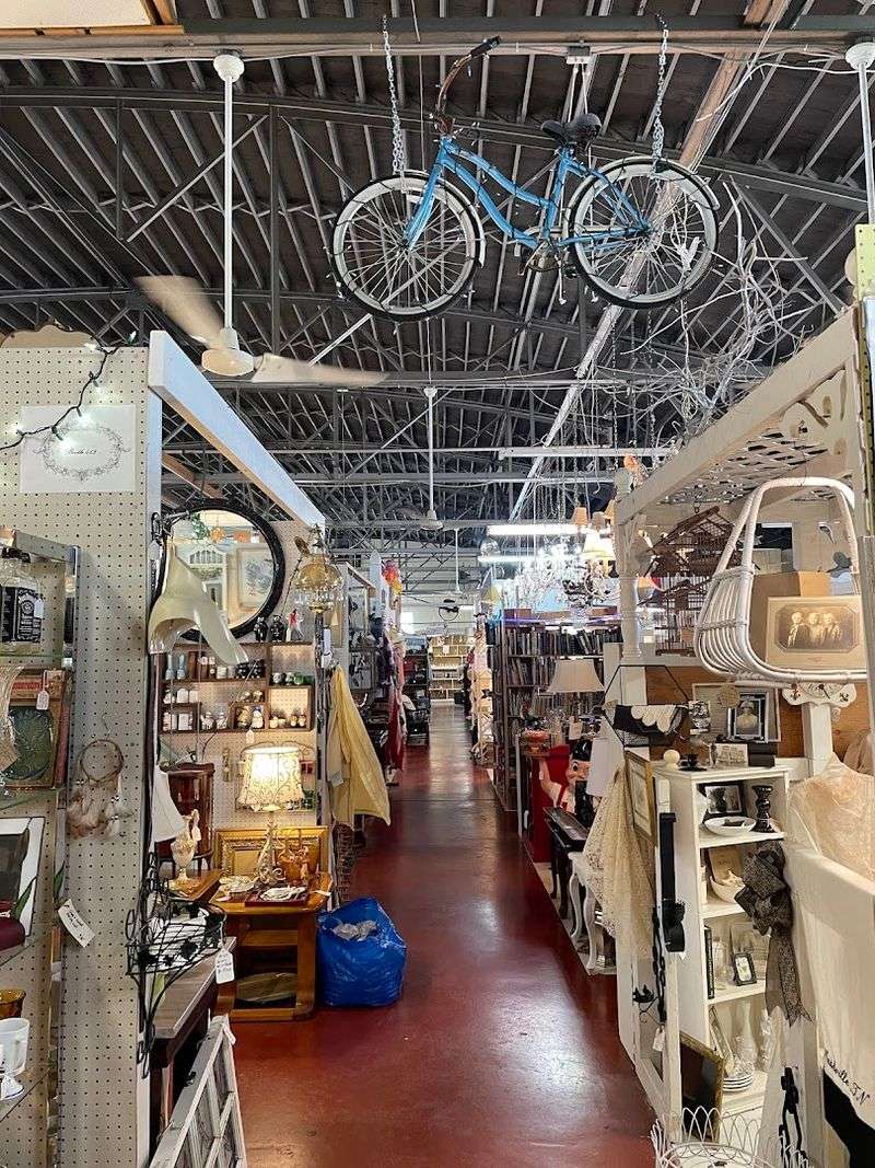 A Building That Rewards Every Step You Take Inside