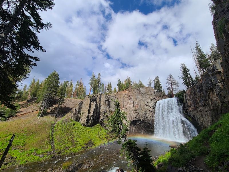Rainbow Falls Trail (Devils Postpile National Monument)
