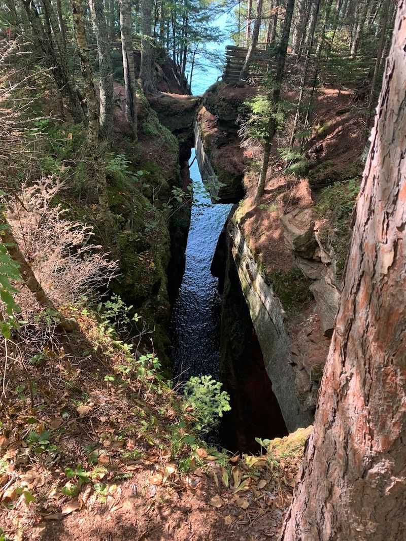 The Mainland Sea Caves At Meyers Beach