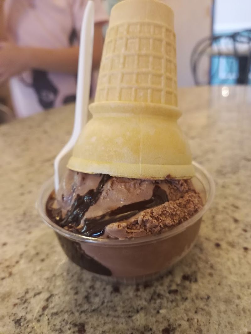 Fresh Waffle Cones Made Right At The Counter