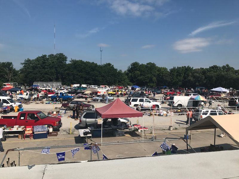 A Weekend Tradition That Draws Bargain Hunters From Across Kansas City