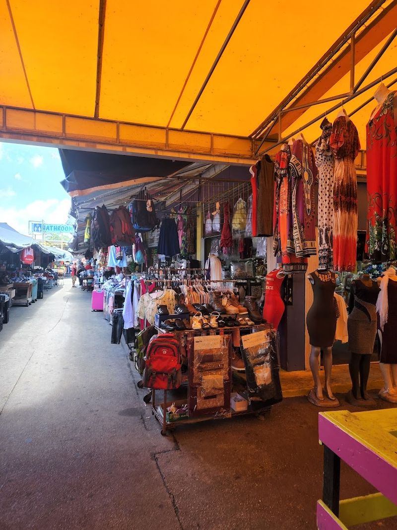 A Shopper's Guide To Navigating Opa Locka Indoor Flea Market