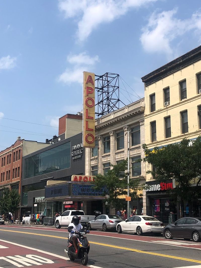 Hip-Hop History Tour In Harlem