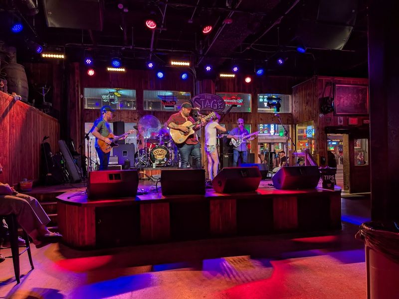 Hear Live Music On Broadway, Nashville