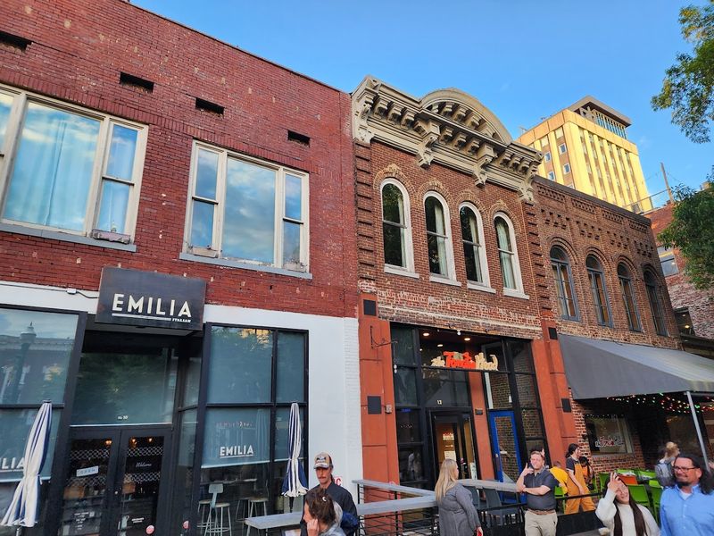 Desserts That Round Out The Italian Experience