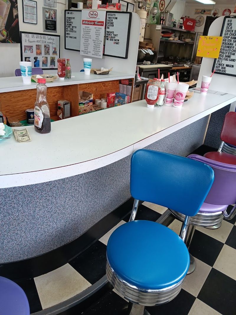 The Friendly Counter Service Experience