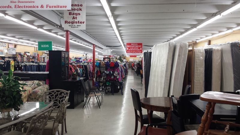 The Store's Atmosphere And Overall Organization