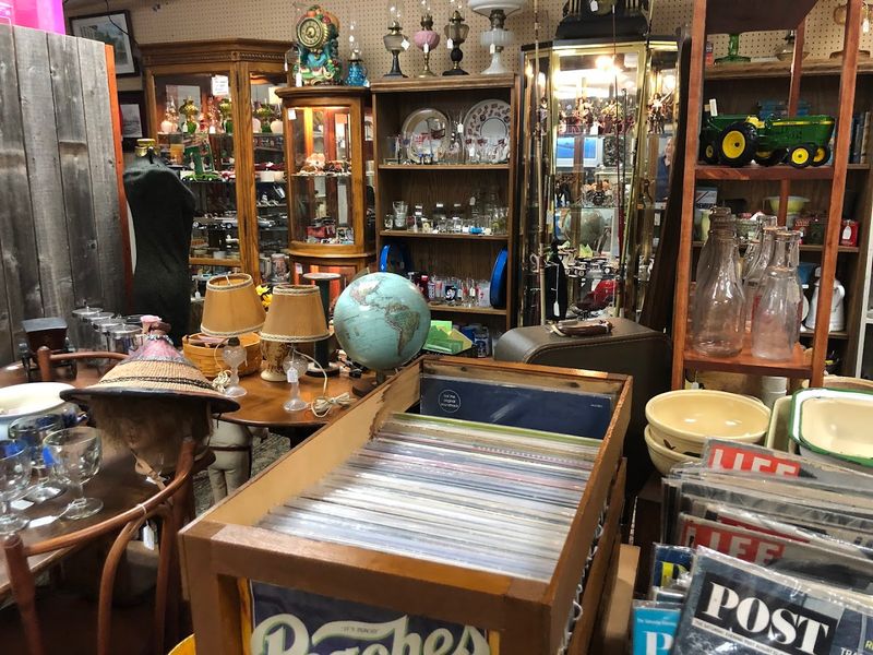 A Treasure Hunt Around Every Corner