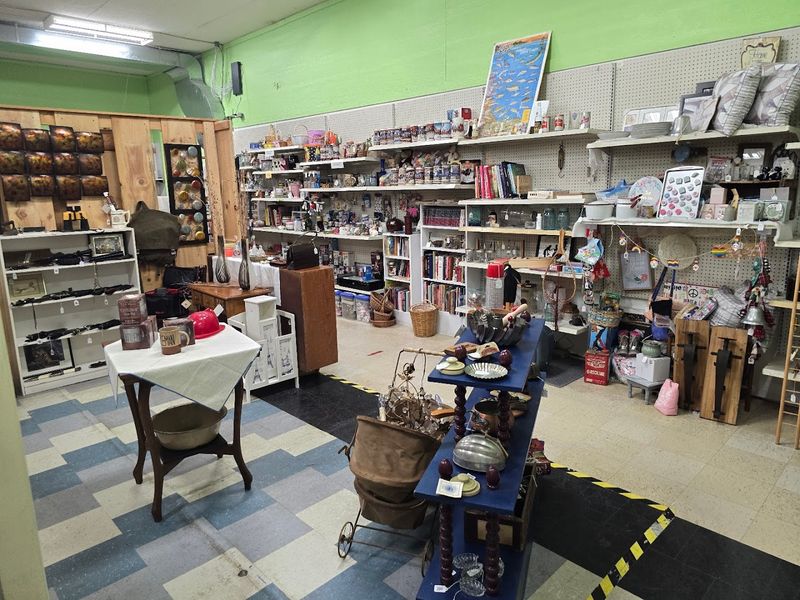 A Flea Market Where Every Visit Feels Different