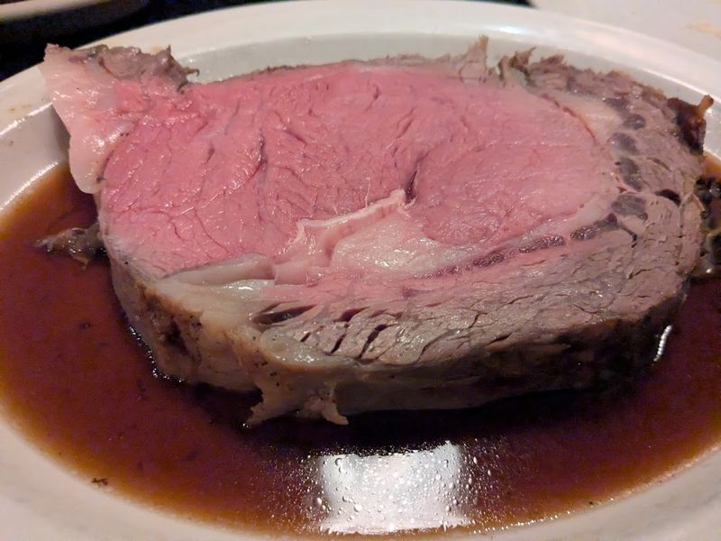 How Mr. Paul's Perfectly Cooks Its Signature Prime Rib