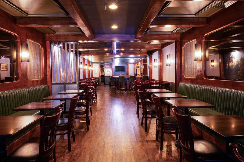 The Service Culture That Keeps People Coming Back For Decades