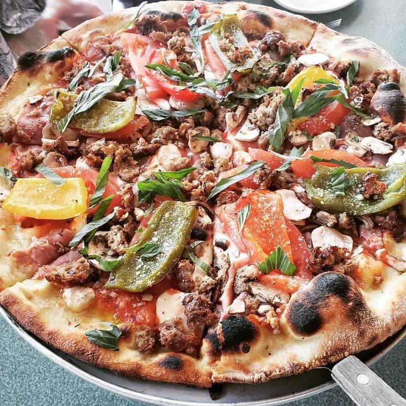 Toppings Done Right: Fresh Ingredients That Actually Taste Like Something