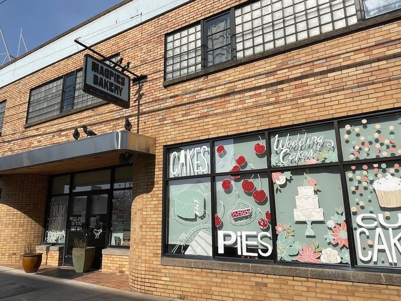 Magpies Bakery, Knoxville