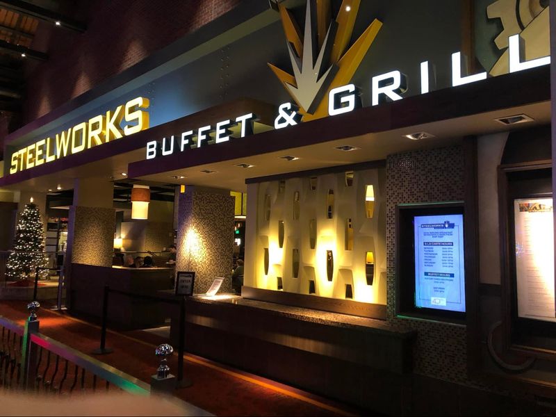 Steelworks Buffet & Grill (Bethlehem)