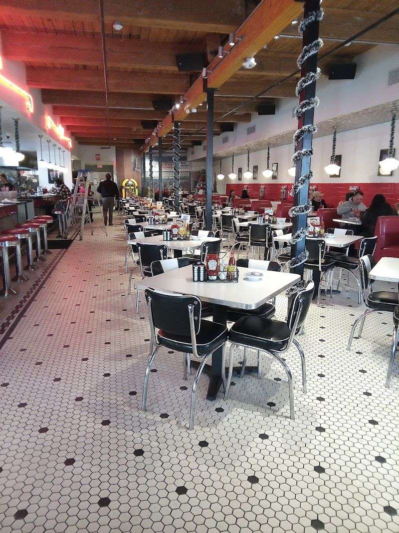 Elliston Place Soda Shop, Nashville