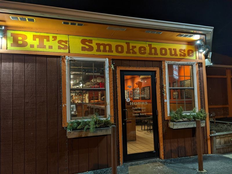 B.T.'s Smokehouse, Sturbridge