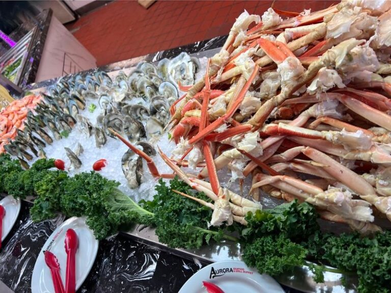 5 Crowd-Favorite Seafood Buffets In Maryland That Go Way Beyond The Basics