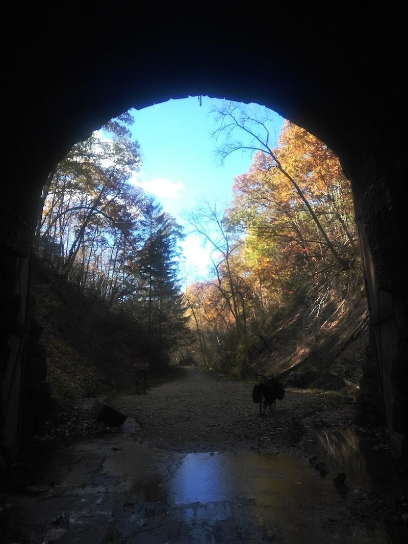 Small Towns That Welcome Trail Travelers