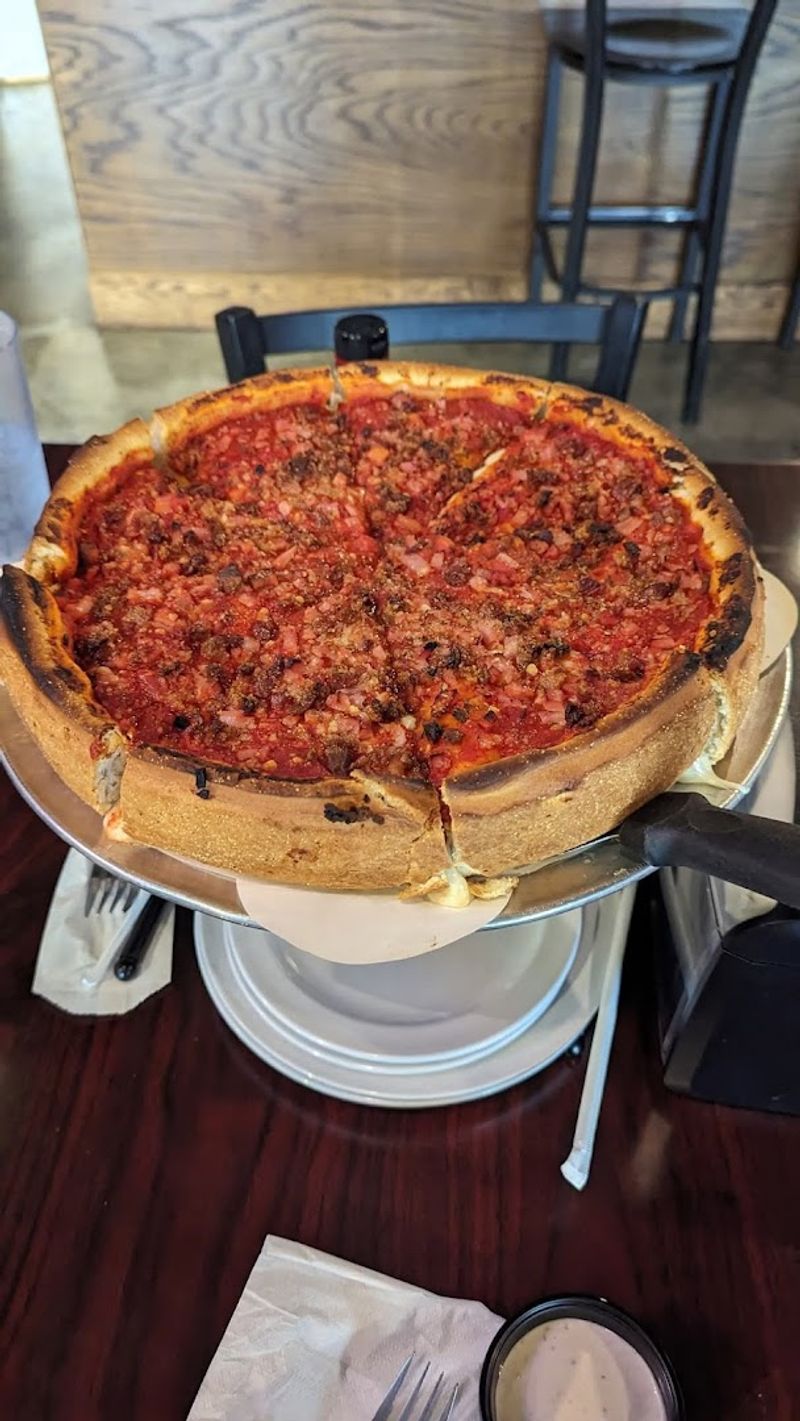 Deep Dish And Stuffed Pizza Worth Every Minute Of The Wait