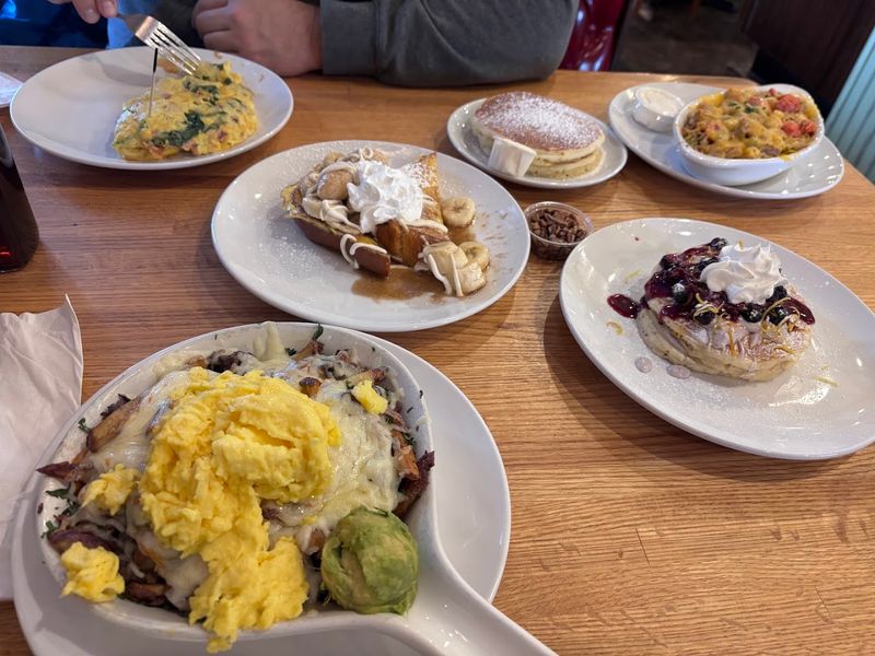 Why Early Arrivals Often Beat The Crowds