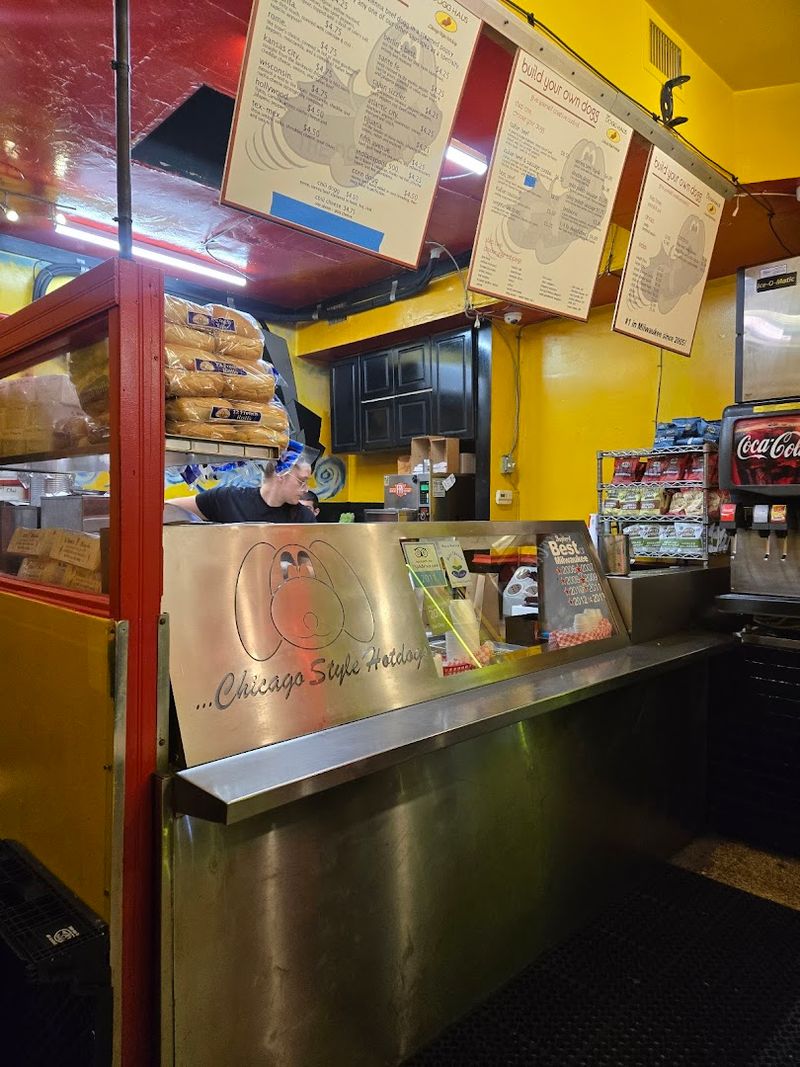 A Quick, Casual Stop That Doesn't Cut Corners