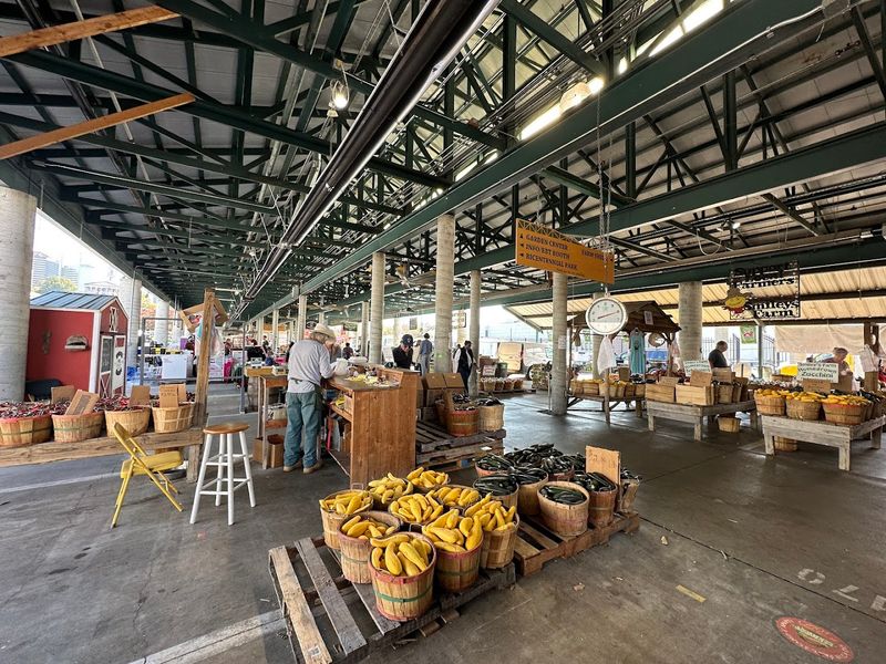Fresh Produce Vendors That Bring The Farm Directly To You