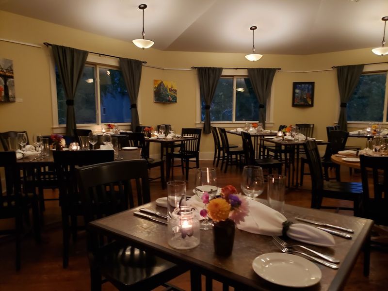 A Space That Makes Dinner Feel Like An Occasion