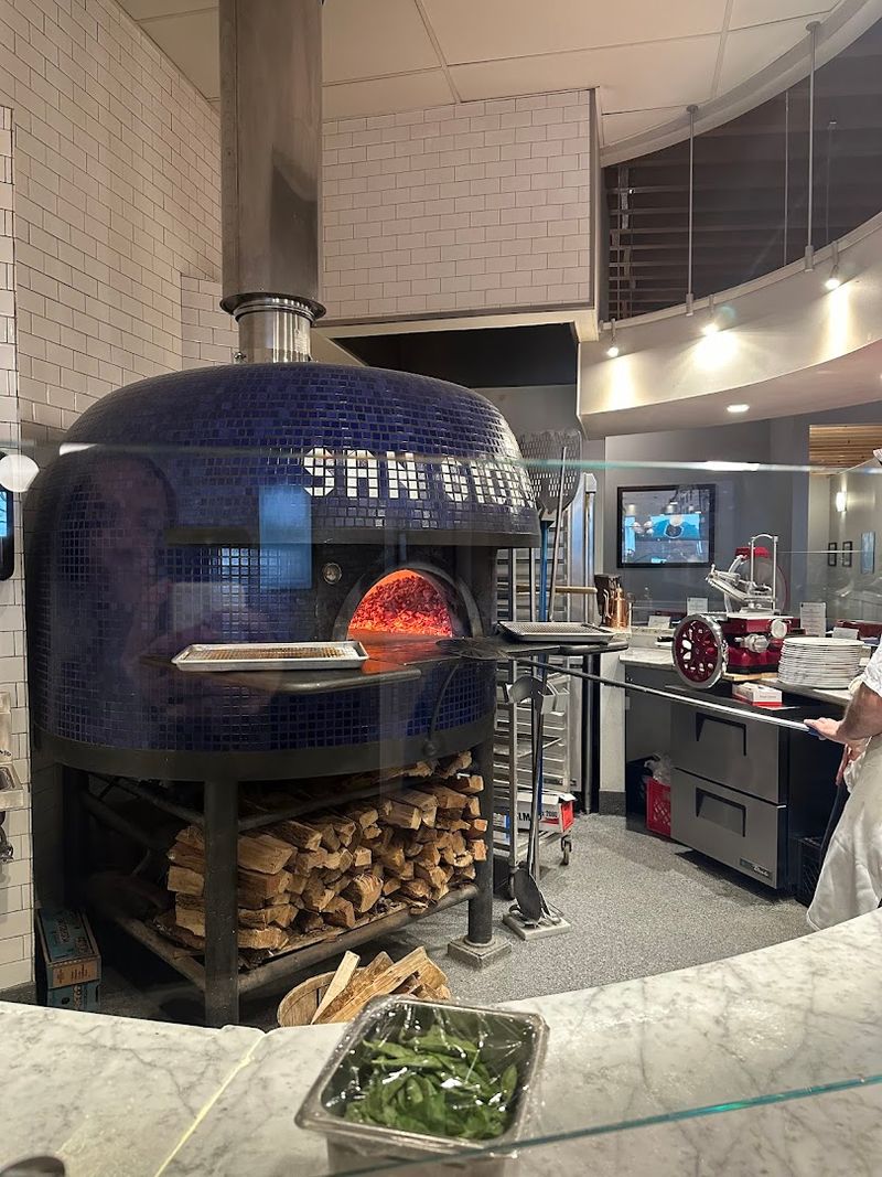 The Wood-Fired Oven That Reaches Blazing Temperatures For Perfect Crust