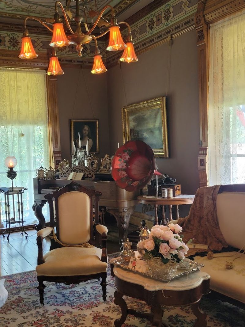 Guided Tours That Bring The Story Of Early Electricity To Life