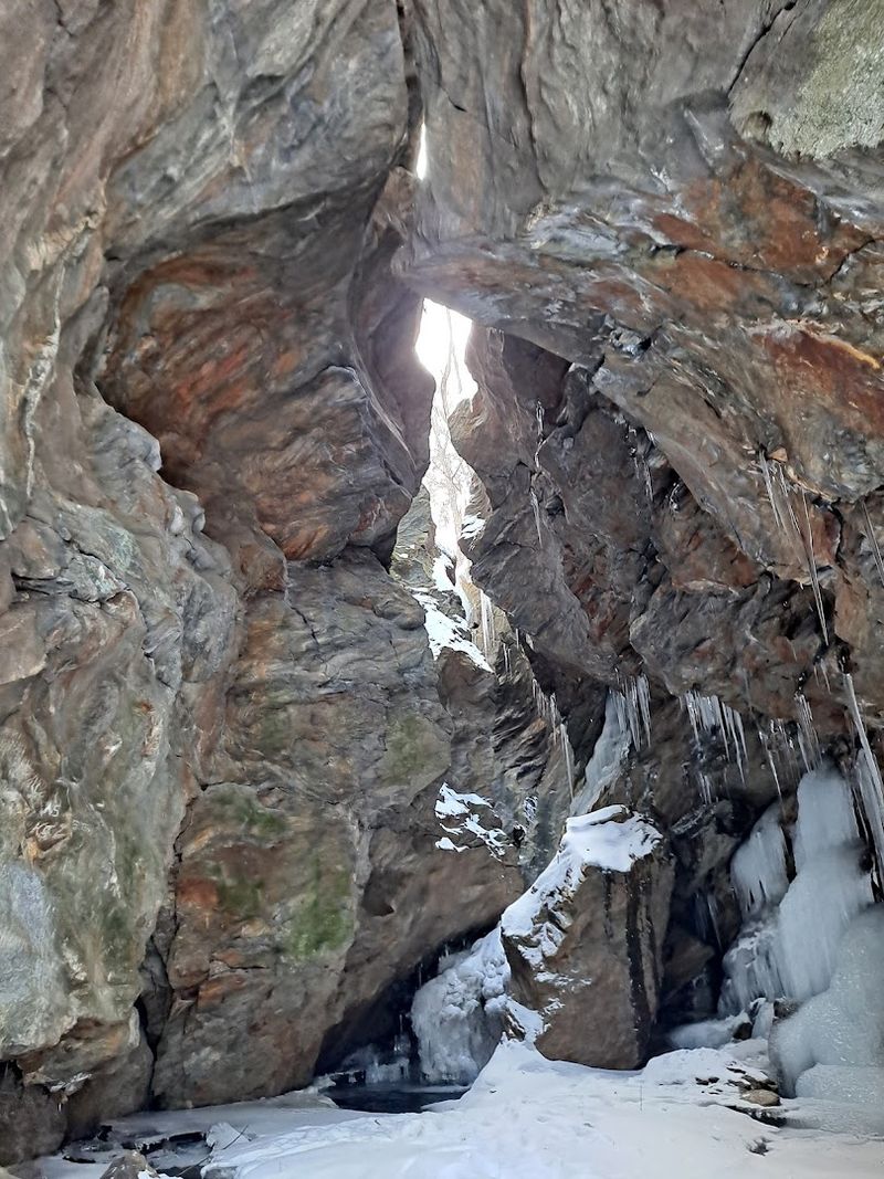 Dover Stone Church Preserve And How To Find It