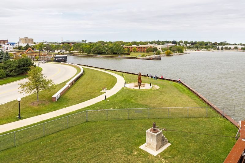Beautiful Lakefront Parks And Walking Paths Along The Shore
