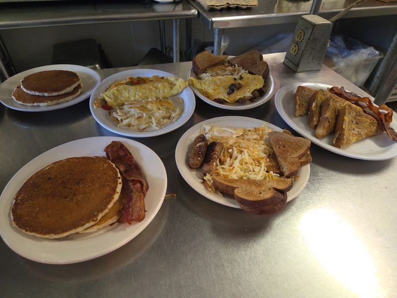 Homestyle Cooking That Feels Warm And Familiar