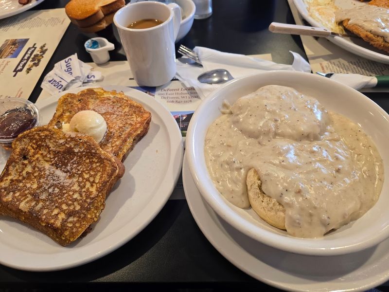 Why Early Birds Fill The Tables Every Morning