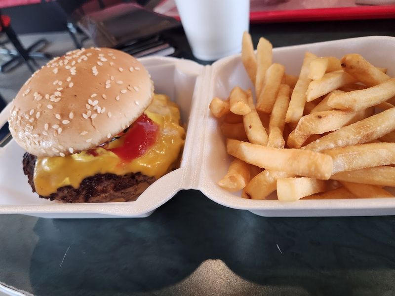 Generous Portions That Feel Worth The Stop