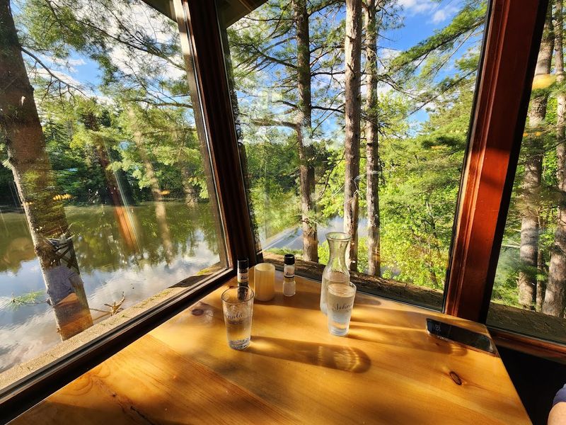 Dining With Scenic Views Over Mirror Lake