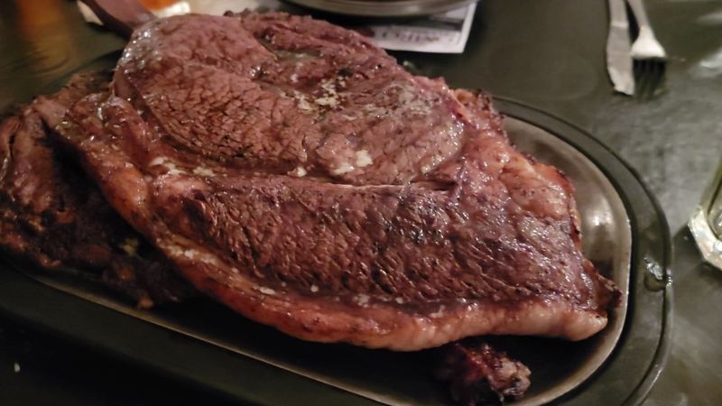Prime Rib And Steaks That Draw Loyal Regulars