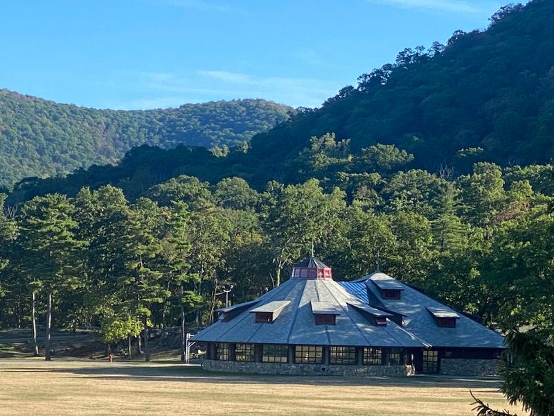Why Bear Mountain Inn Belongs On Every New Yorker's Must-Visit List