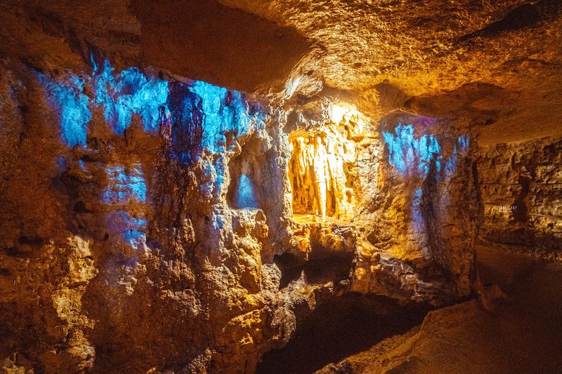 Cave Of The Mounds (Blue Mounds)