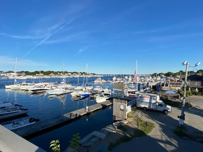 Day Trips And Natural Landscapes Within Easy Reach