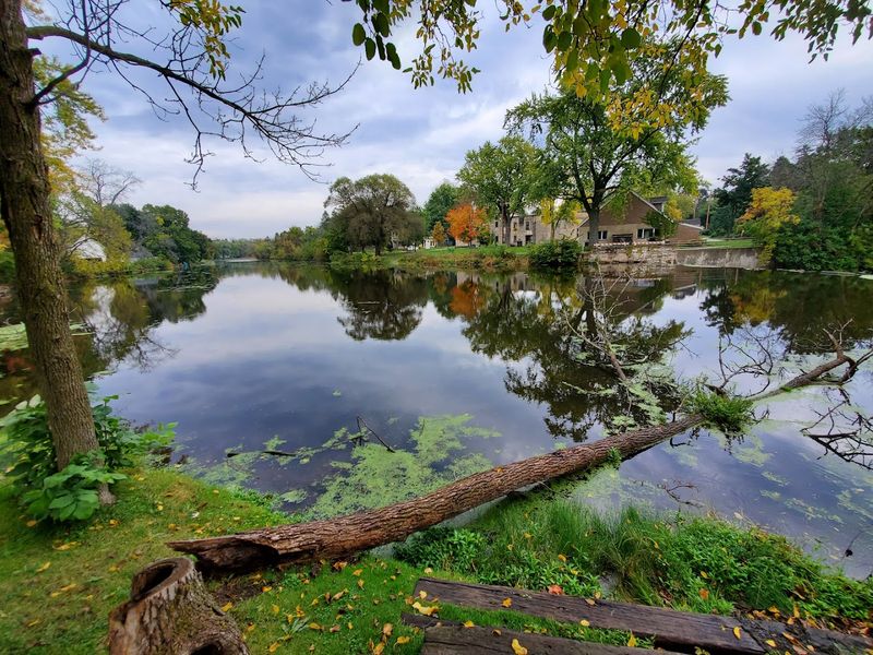 Scenic Walking Paths Along Cedar Creek
