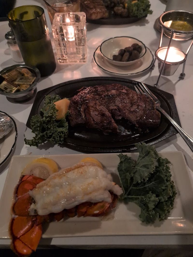 Pinewood Supper Club (Mosinee)