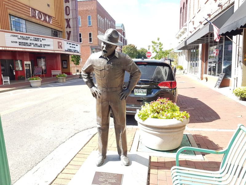 The Clarksville Arts Scene And Its Growing Creative Community