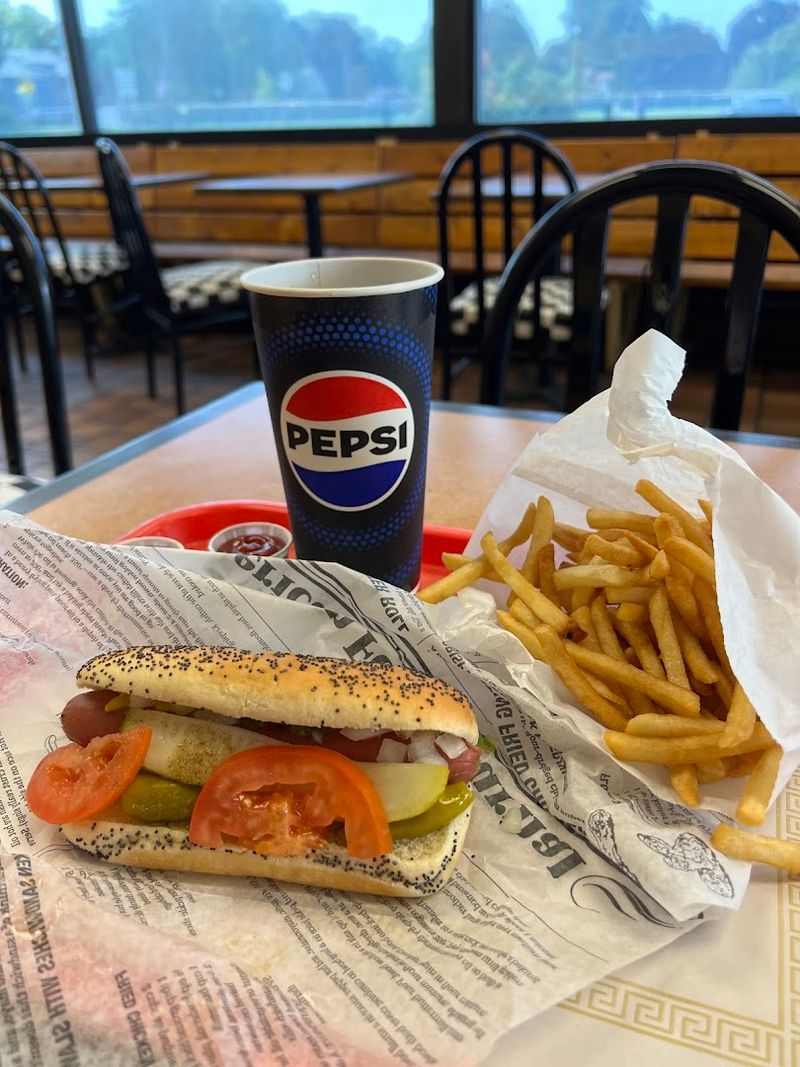 A No-Frills Spot That Keeps The Focus On The Food