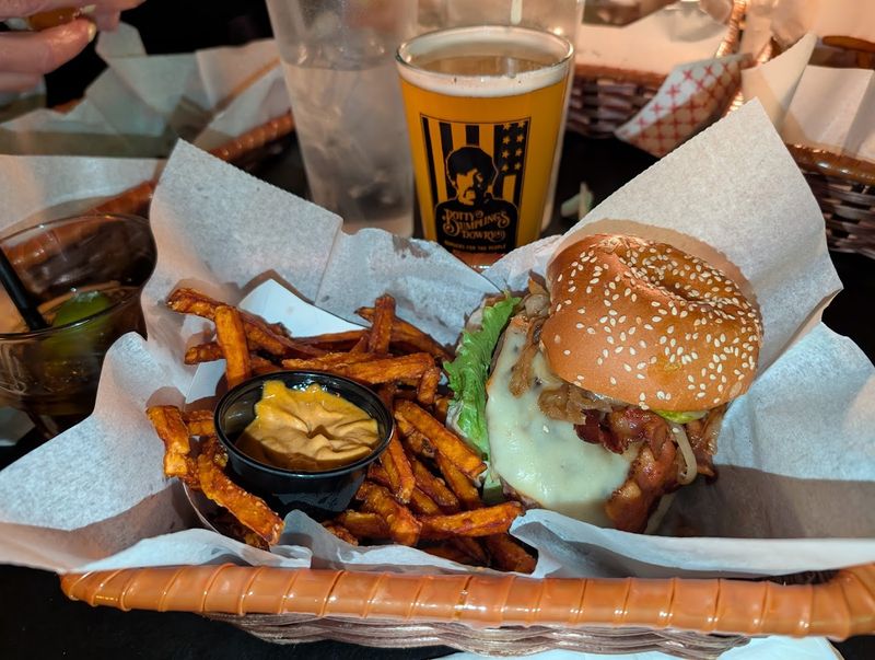 Menu Built Around Customizable Burger Options