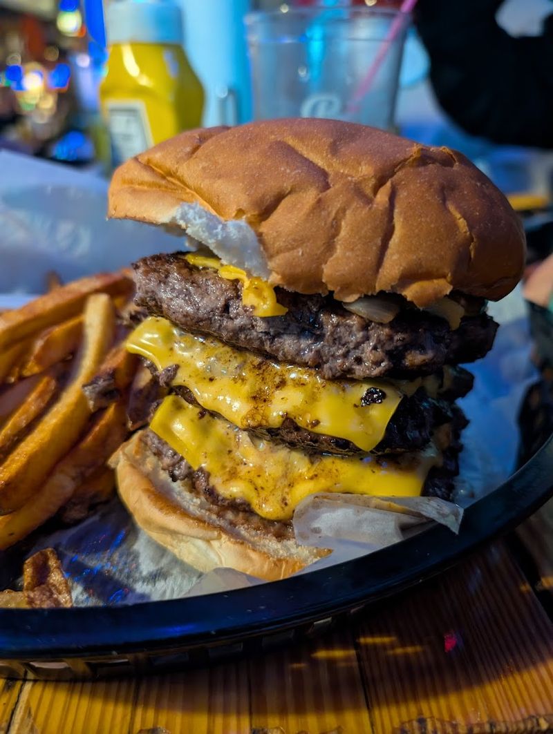 Anchor Bar & Grill, Superior