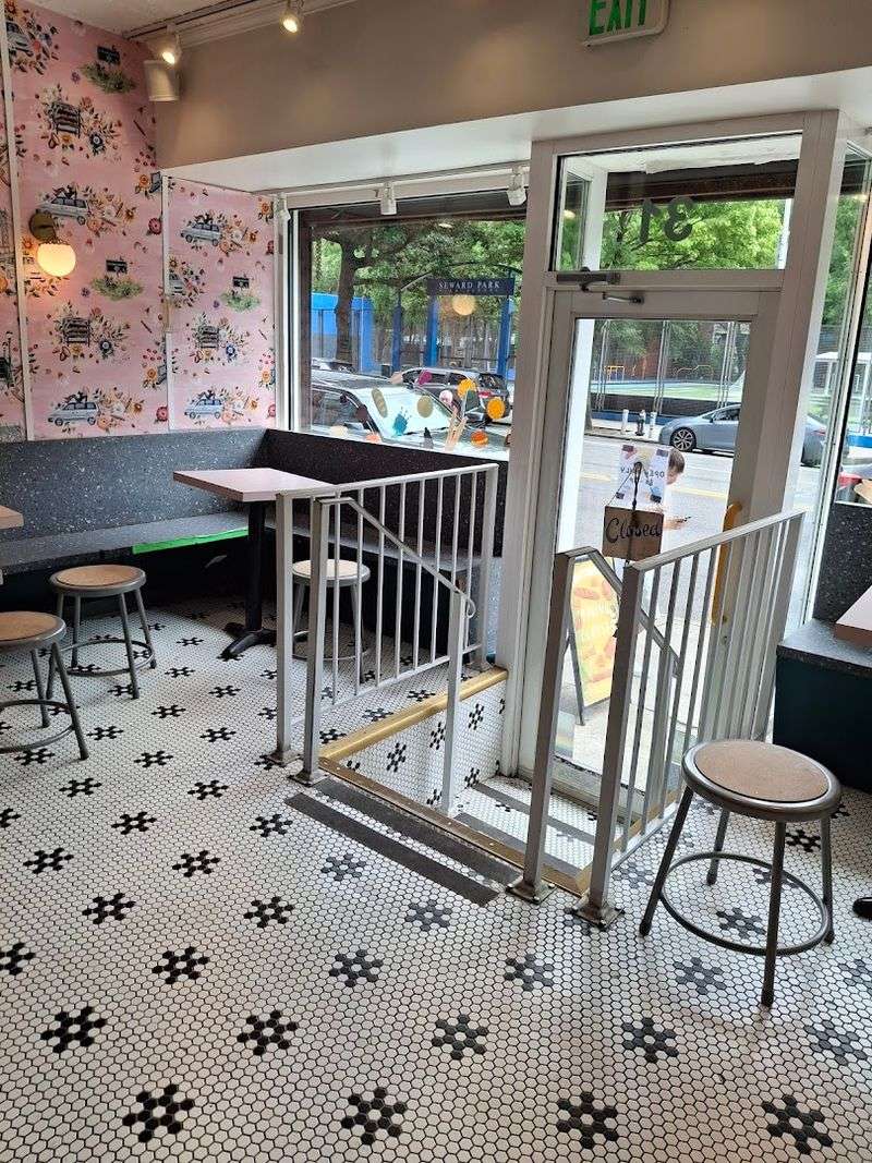 The Atmosphere That Makes You Want To Stay Longer