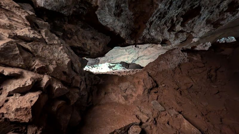 The Lost Sea Adventure, Sweetwater